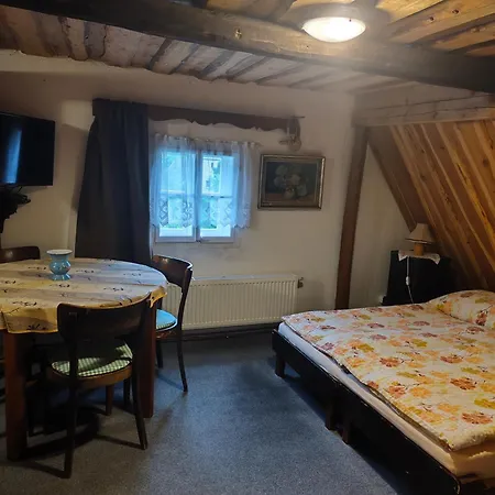 Roubenka Cena Za Celý Objekt Králíky